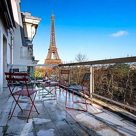Luxury - Tour Eiffel/champ De Mars 3* Parijs