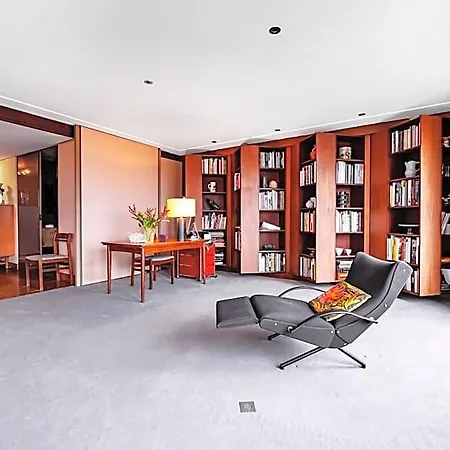 Hotel Luxury - Tour Eiffel/champ De Mars Parijs