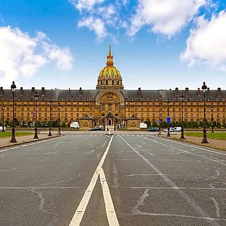 Luxury - Tour Eiffel/champ De Mars パリ